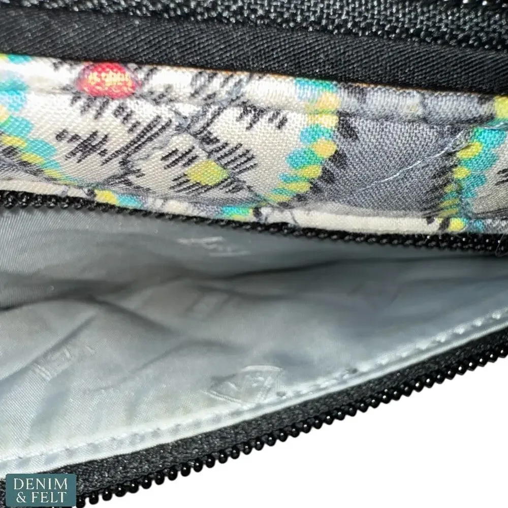 Vera‎ Bradley RFID Turnlock Wallet Paisley Stripe Quilted Aztec Full Zip Clutch